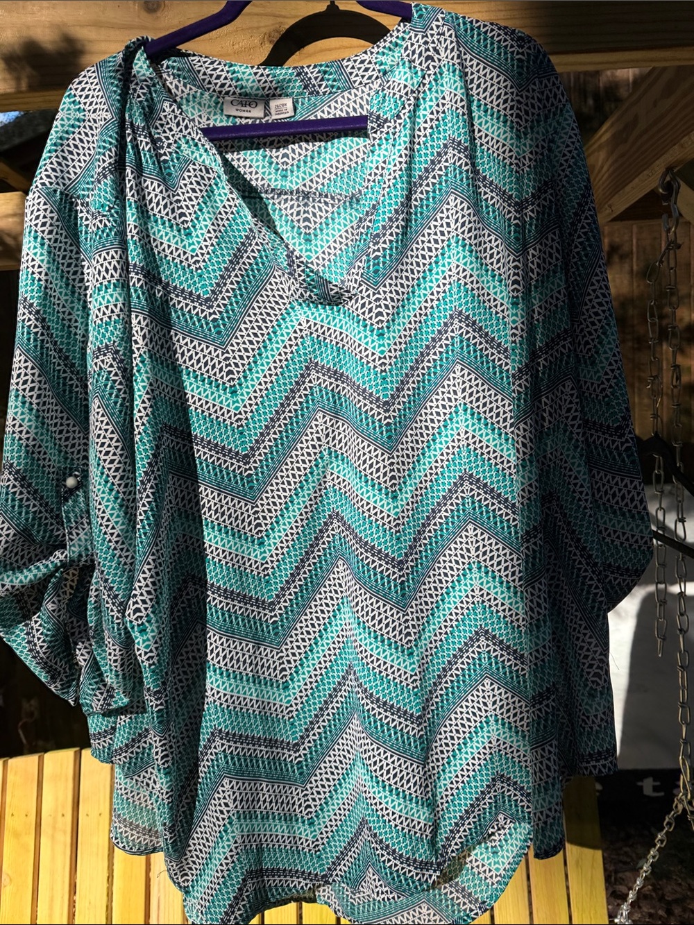 Cato Teal Chevron V-Neck Roll-Tab Sleeve Blouse size 26/28w plus size
